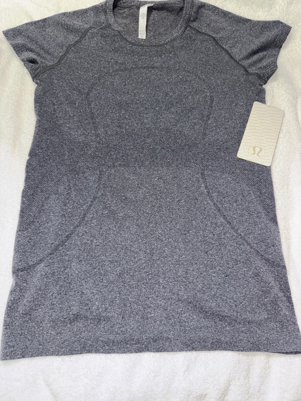 lululemon Women's Short Sleeve Run: swiftly tech short sleeve Performance Tee